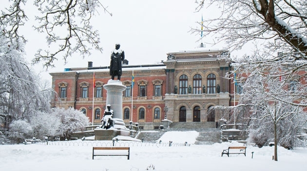 Uppsal University Main Building in snow.