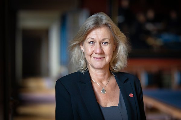 Porträttfoto på Caroline Sjöberg